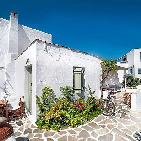 Nastasia Village Hotel Naxos City